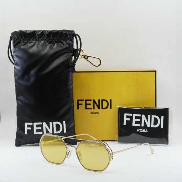 Fendi FE40039U 10L Sunglasses Gold Geometric Frame, Yellow Mirror Lenses main image 5